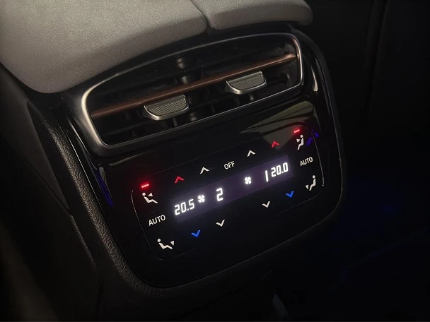 Mercedes-Benz EQS SUV 500 4Matic = AMG Line = 7 Seats  | Mobile.bg   14