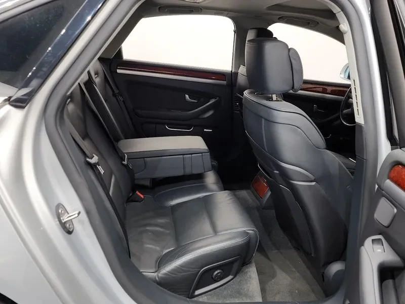 Audi A8 4.2 FSI Quattro, снимка 12 - Автомобили и джипове - 54189195