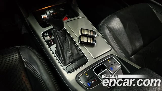 Kia K7, снимка 9 - Автомобили и джипове - 56062881