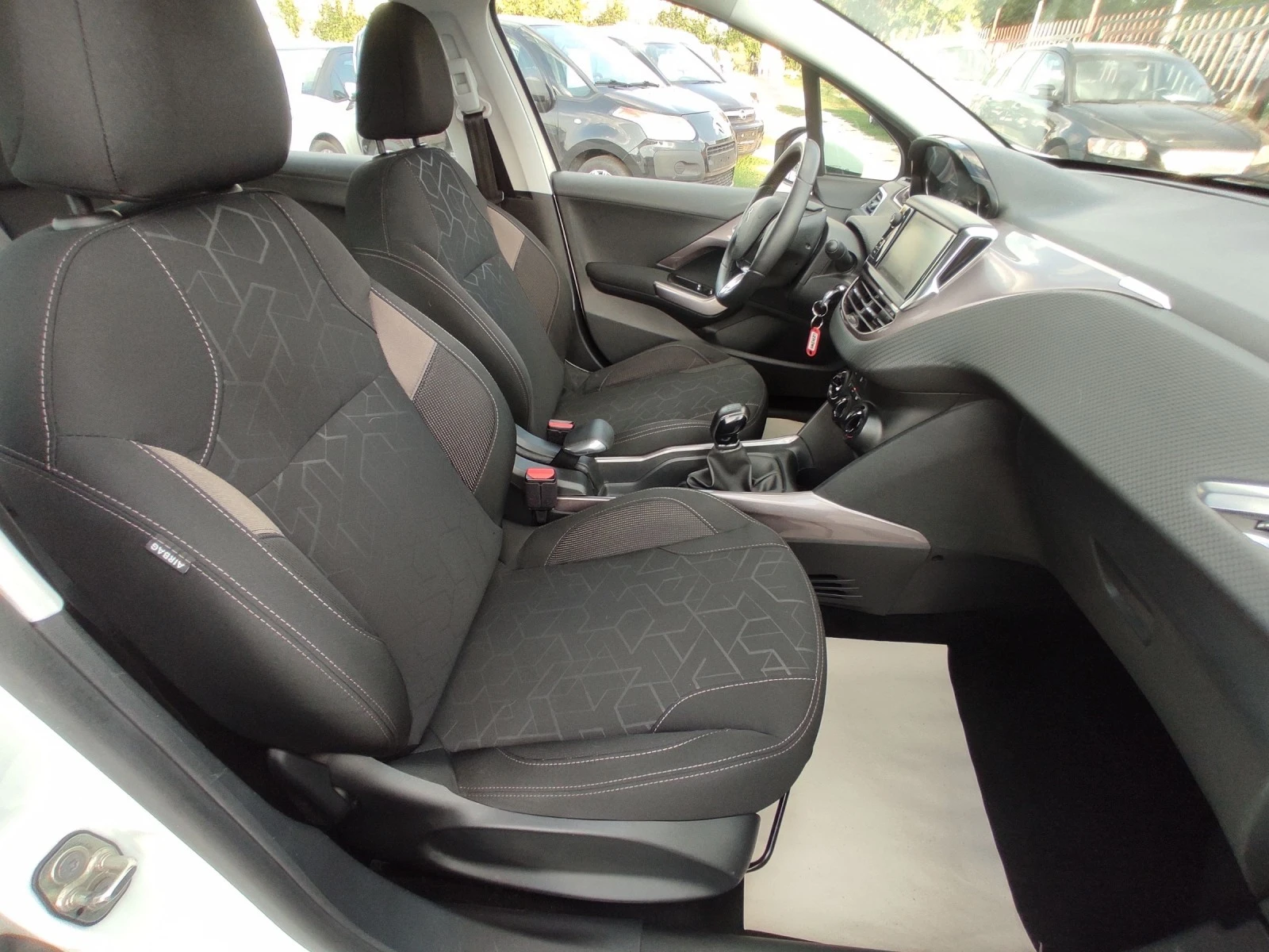 Peugeot 2008 1.2VTi//URO5B | Mobile.bg   11