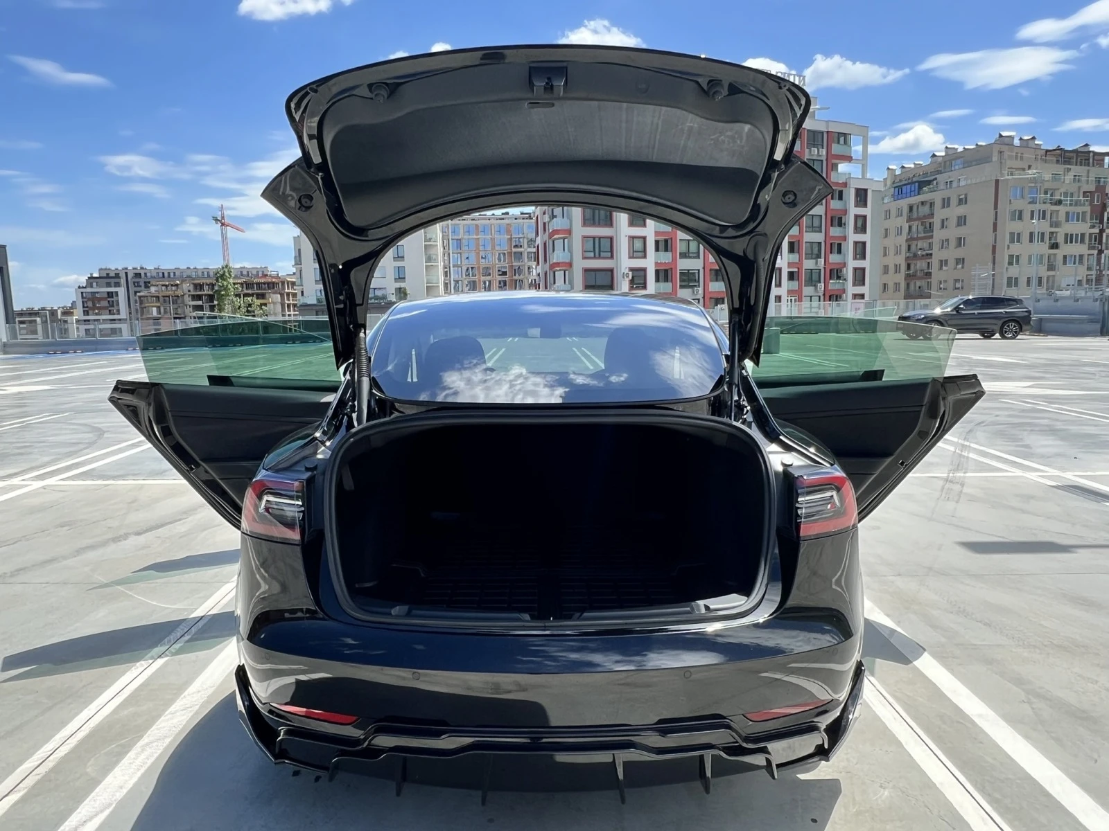 Tesla Model 3 Long Range (FSD + AB), Активна Гаранция - изображение 8