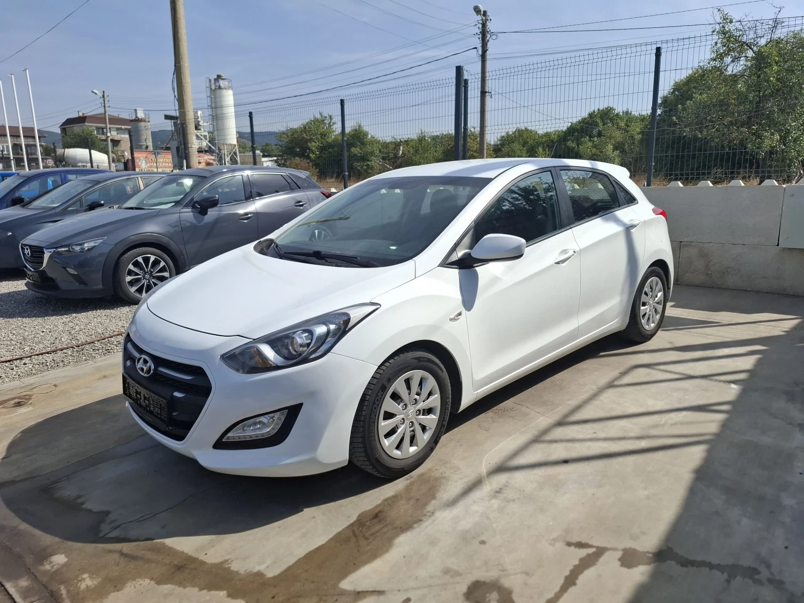 Hyundai I30 1.4i 99кс evro6 - изображение 2