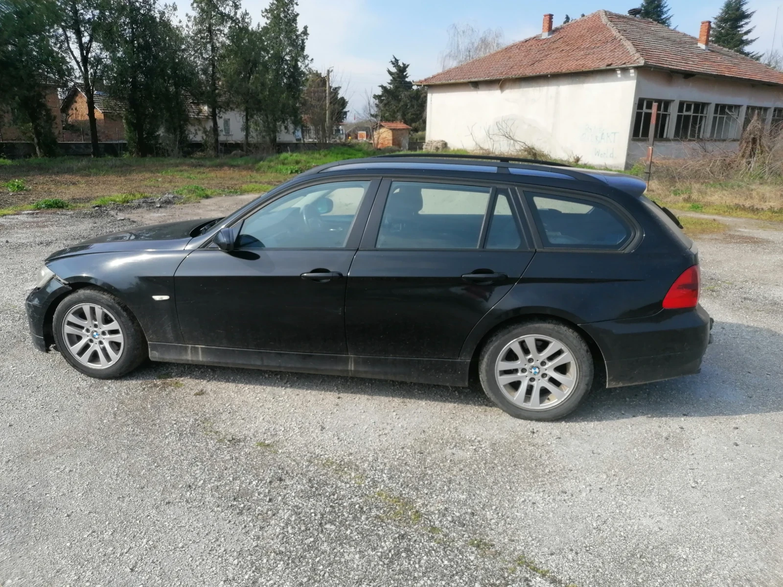 BMW 320 2.0 - изображение 2