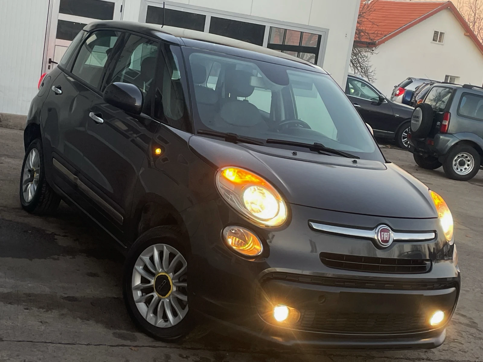 Fiat 500L 0.9T* МЕТАН - изображение 3