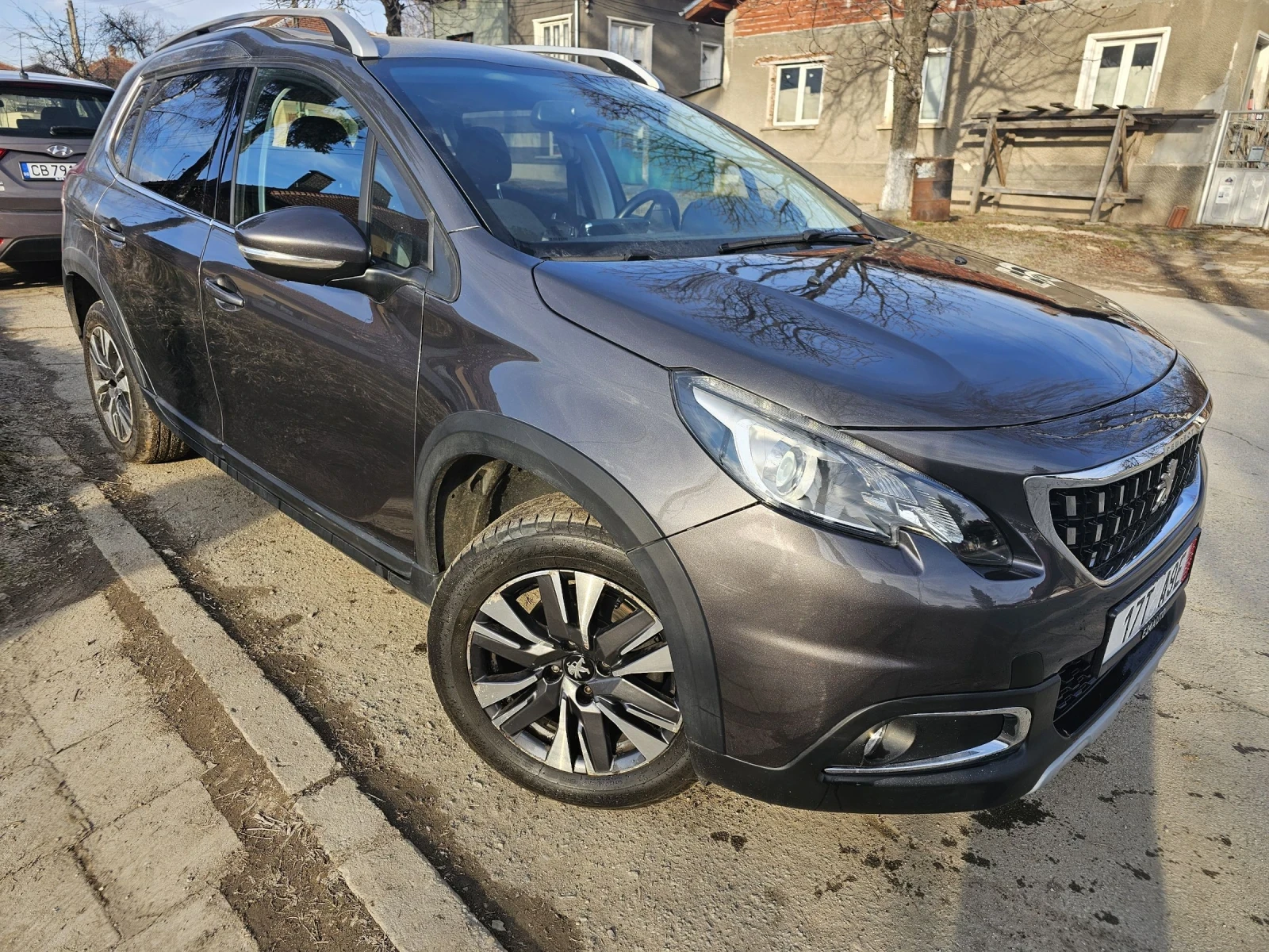 Peugeot 2008 1.2i ALLURE EURO6  - изображение 3