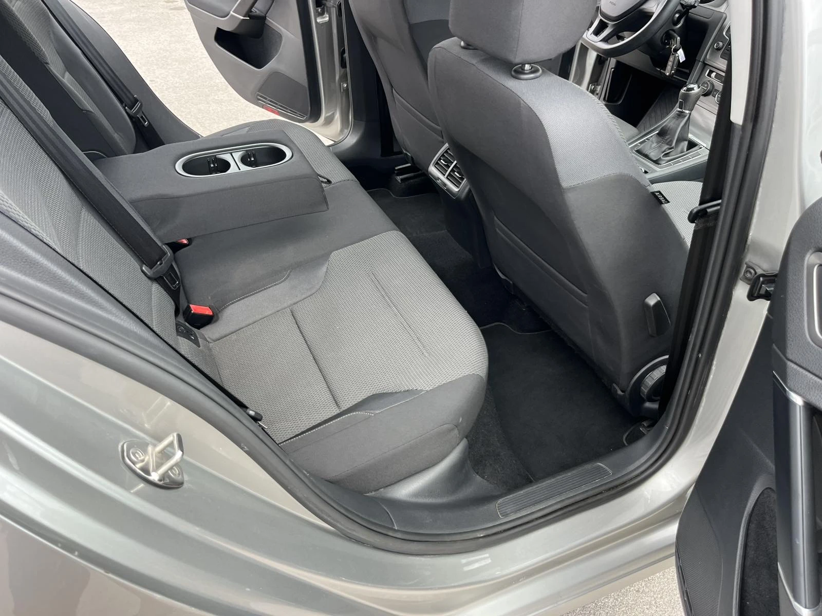 VW Golf 1.6TDI 105кс EURO 5В АВТОПИЛОТ ВНОС ИТАЛИЯ - изображение 10
