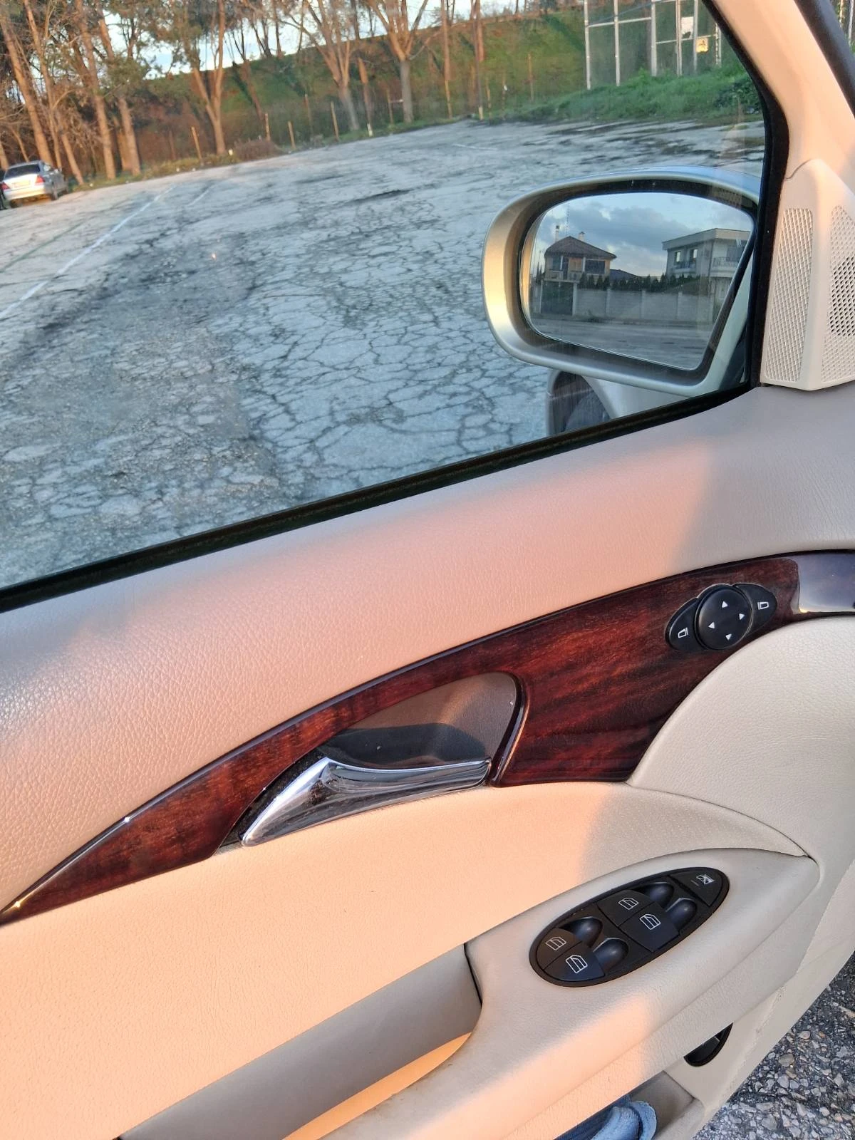 Mercedes-Benz E 220 | Mobile.bg � ����������� 12