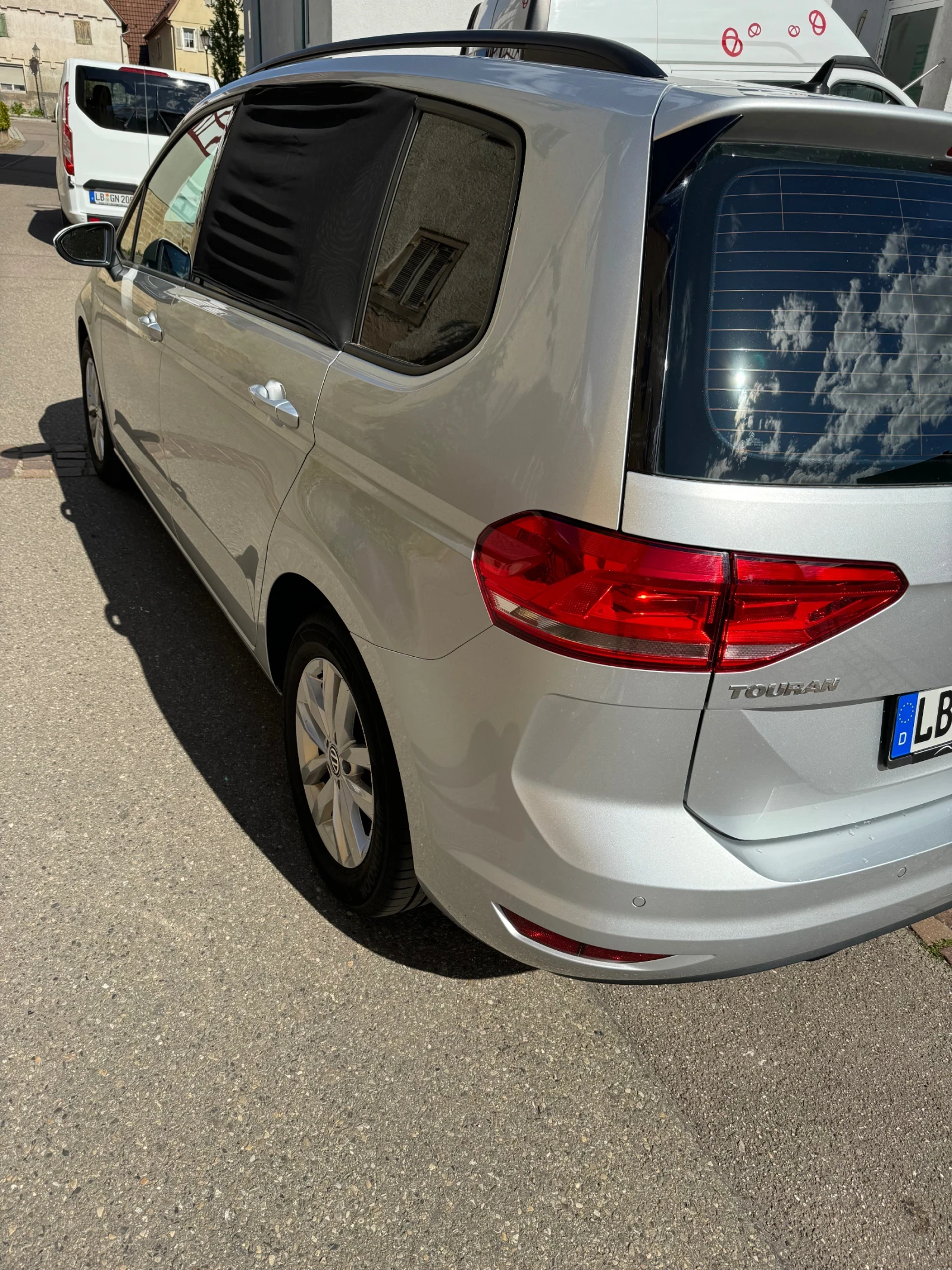 VW Touran  - изображение 3