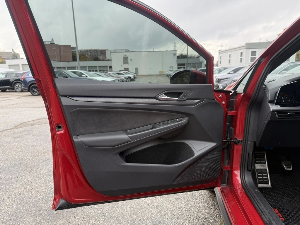 VW Golf GTI Performance Manual | NAVIGATION | LANE KEEP |  | Mobile.bg � ����������� 9