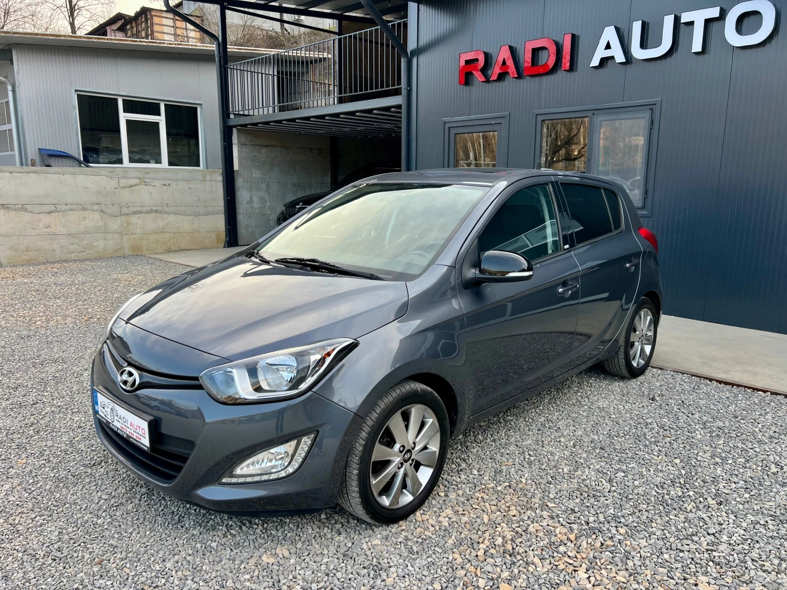 Hyundai I20 1.4i АВТОМАТ ШВЕЙЦАРИЯ