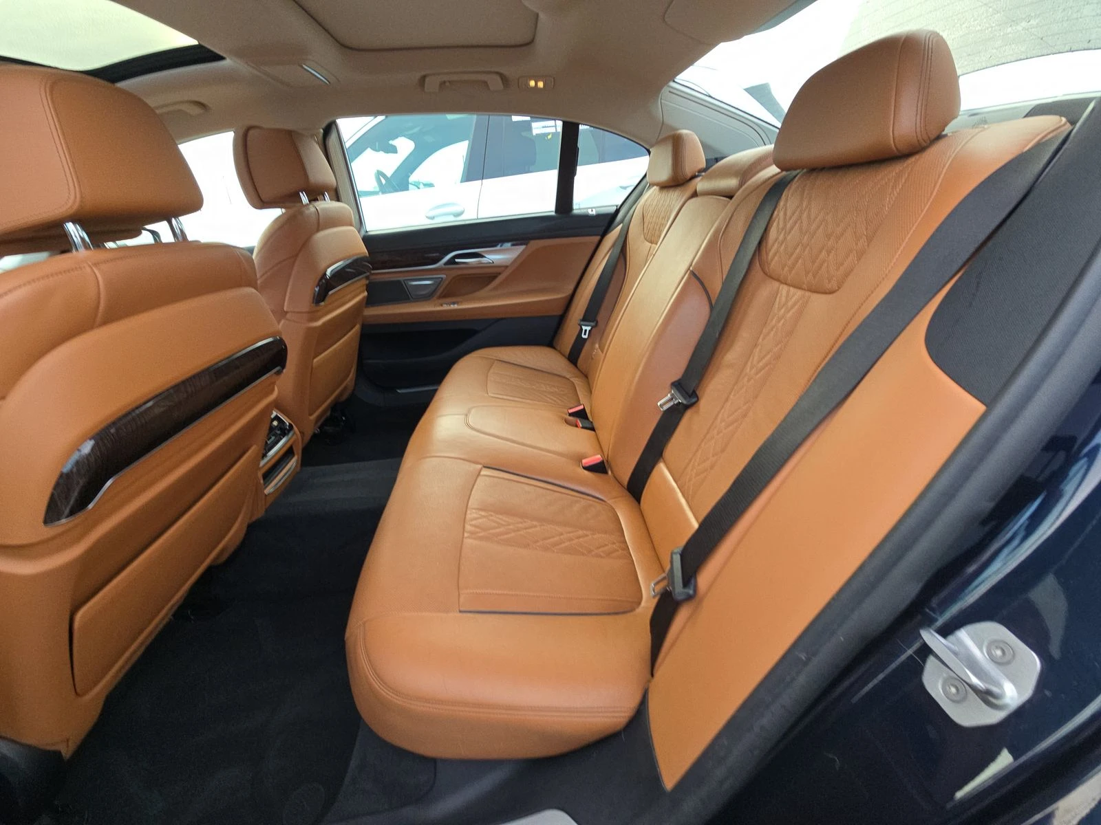 BMW 750 XDRIVE* HARMON* KARDON* LASER* , снимка 15 - Автомобили и джипове - 53721092