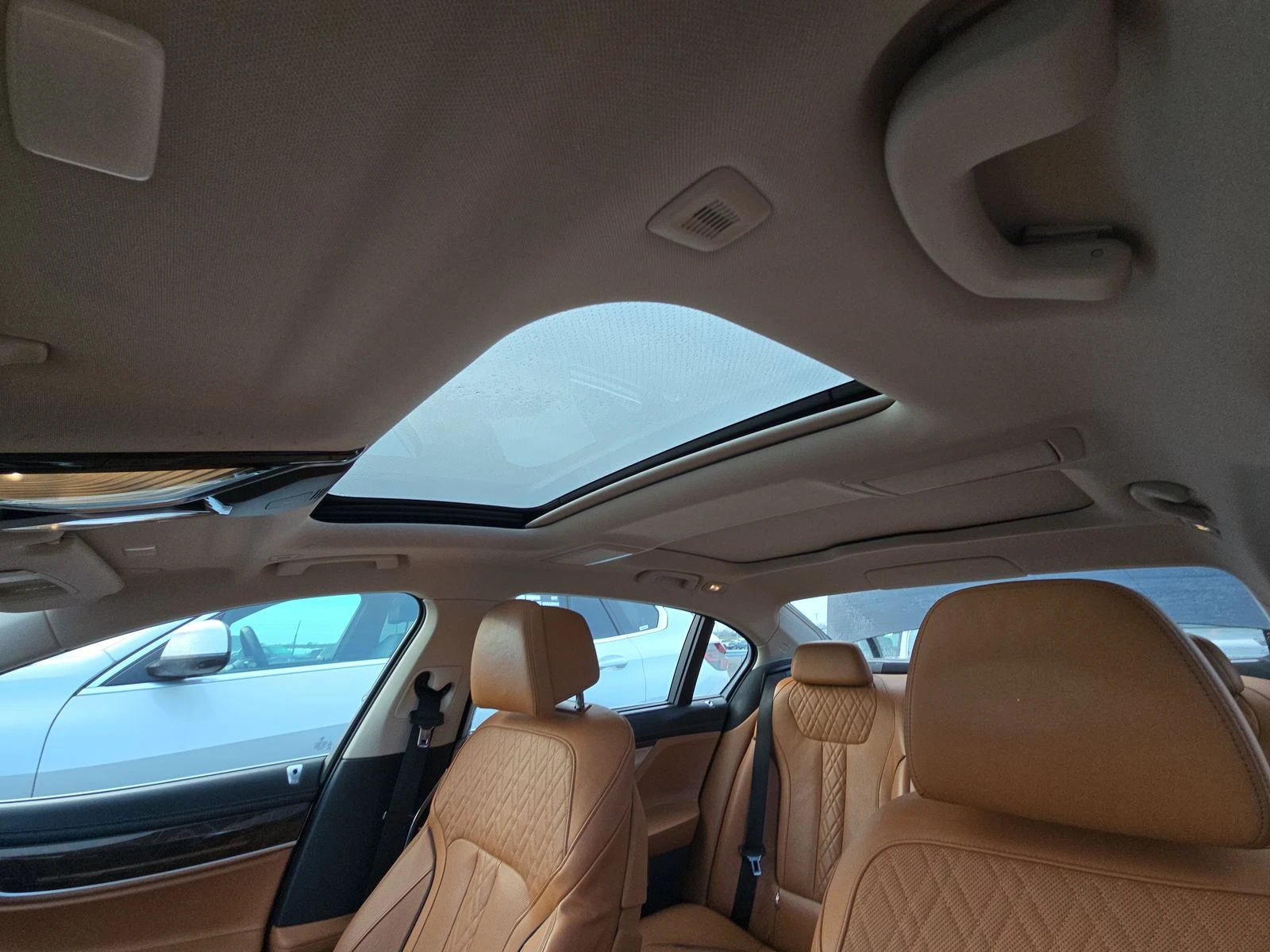 BMW 750 XDRIVE* HARMON* KARDON* LASER* , снимка 16 - Автомобили и джипове - 53721092