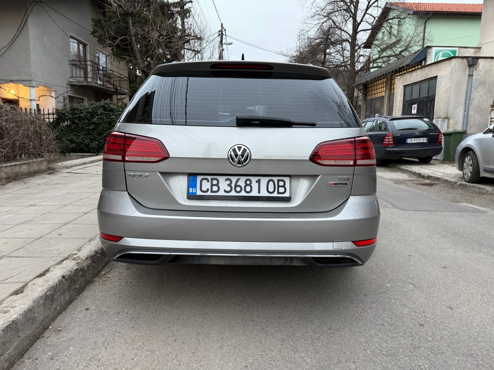 VW Golf 1.8 TSI 4motion, снимка 3 - Автомобили и джипове - 53980148