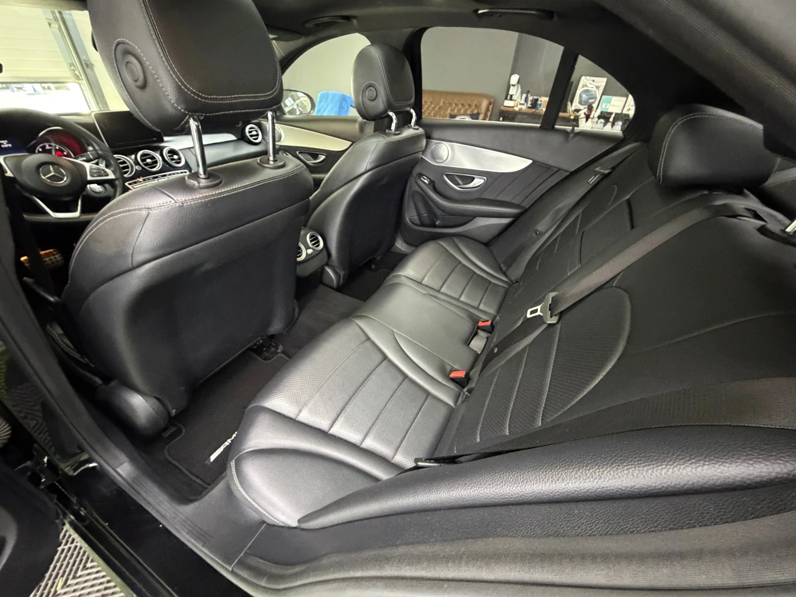 Mercedes-Benz C 220, снимка 8 - Автомобили и джипове - 54168848