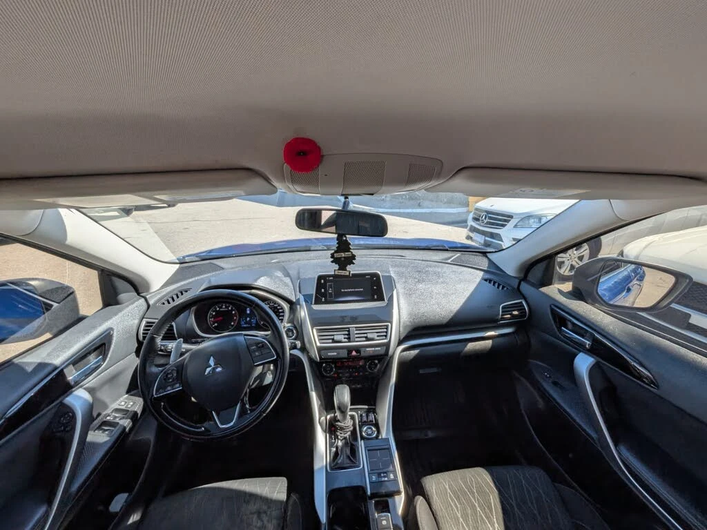 Mitsubishi Eclipse Cross SE S-AWC AWD АвтоКредит  (ЦЕНА ДО БГ), снимка 3 - Автомобили и джипове - 54732266