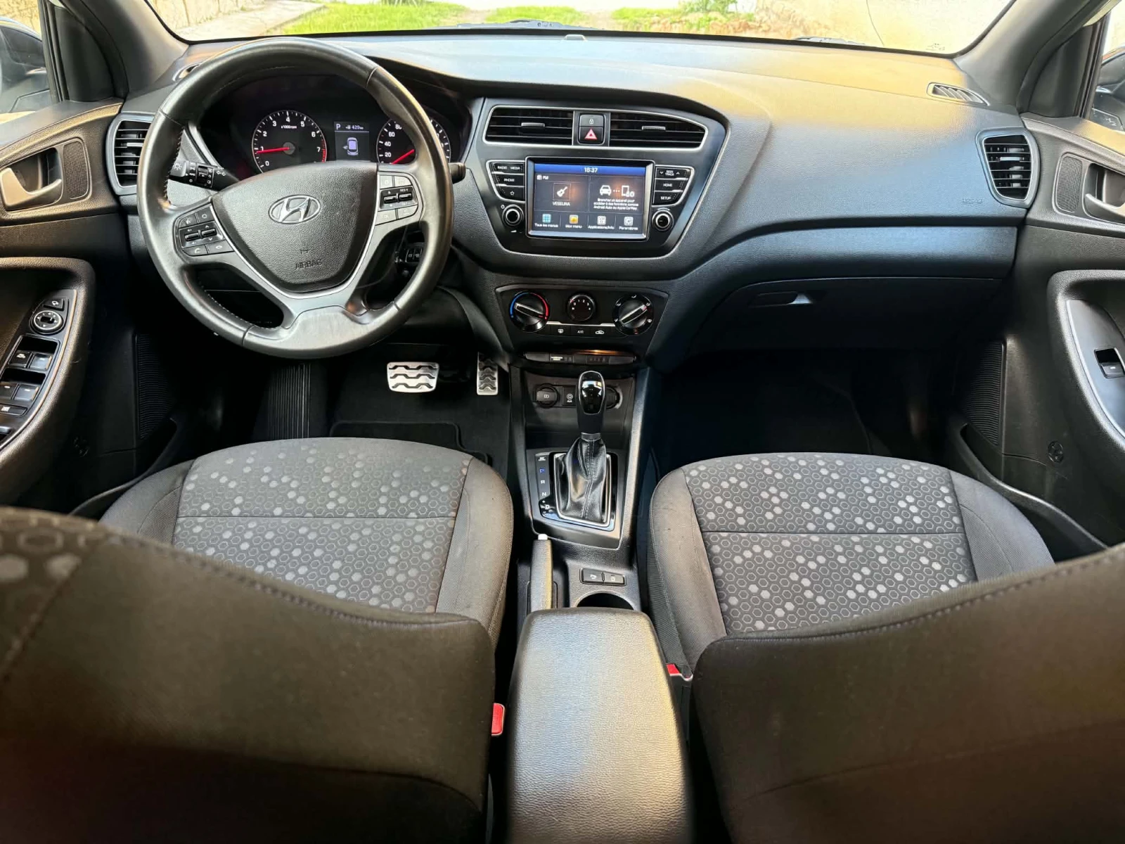 Hyundai I20 Active 1.0 TurboGDi, снимка 12 - Автомобили и джипове - 54821002