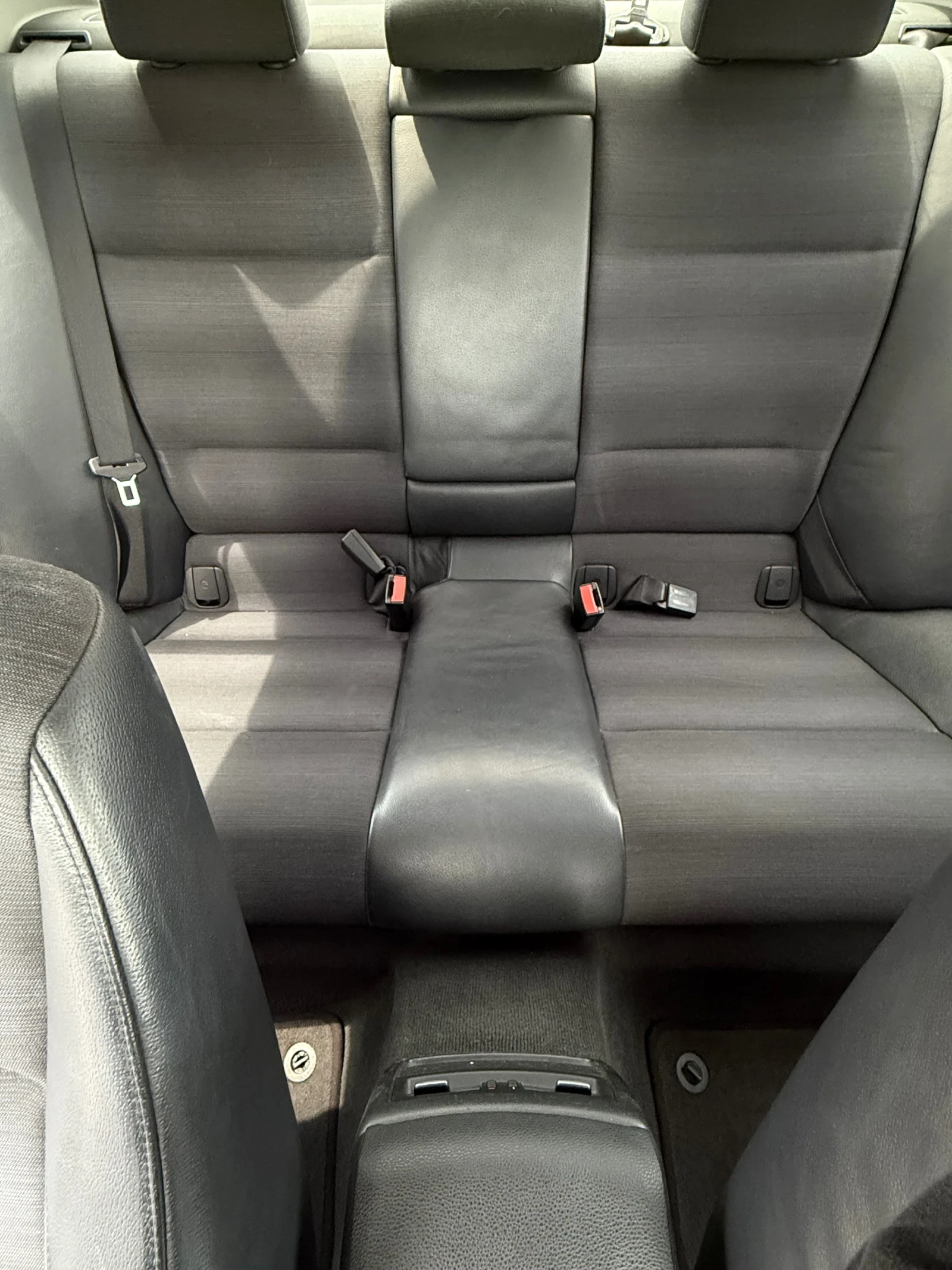 BMW 320, снимка 12 - Автомобили и джипове - 54837438