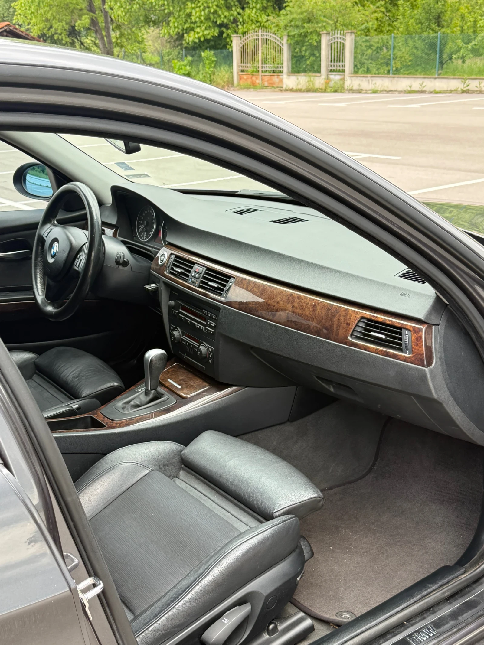 BMW 320, снимка 10 - Автомобили и джипове - 54837438