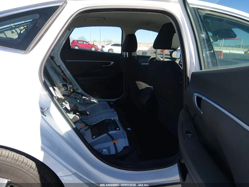 Hyundai Sonata 2.5L I-4 DI, DOHC, VVT, 191HP Front Wheel Drive | Mobile.bg � ����������� 8