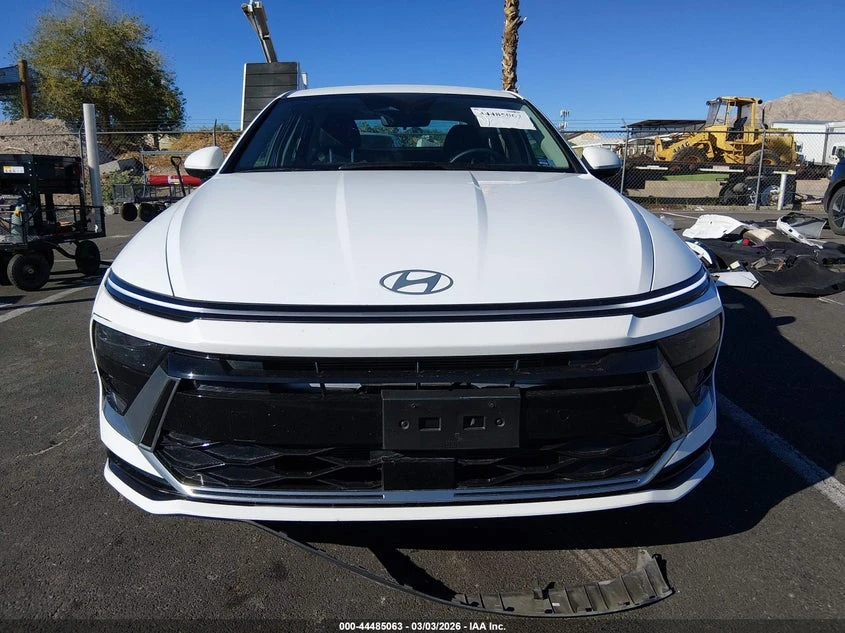 Hyundai Sonata 2.5L I-4 DI, DOHC, VVT, 191HP Front Wheel Drive | Mobile.bg � ����������� 13