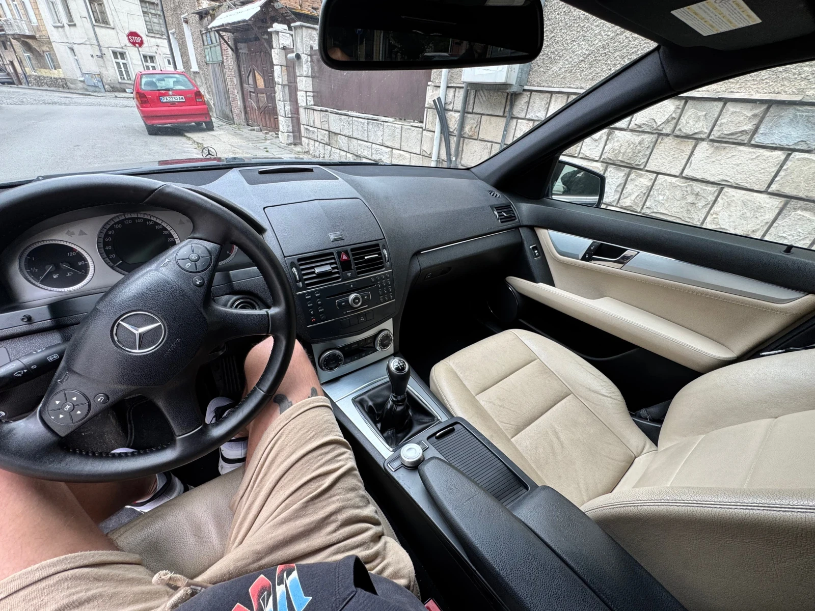 Mercedes-Benz C 220 Avantgarde, снимка 8 - Автомобили и джипове - 55010065