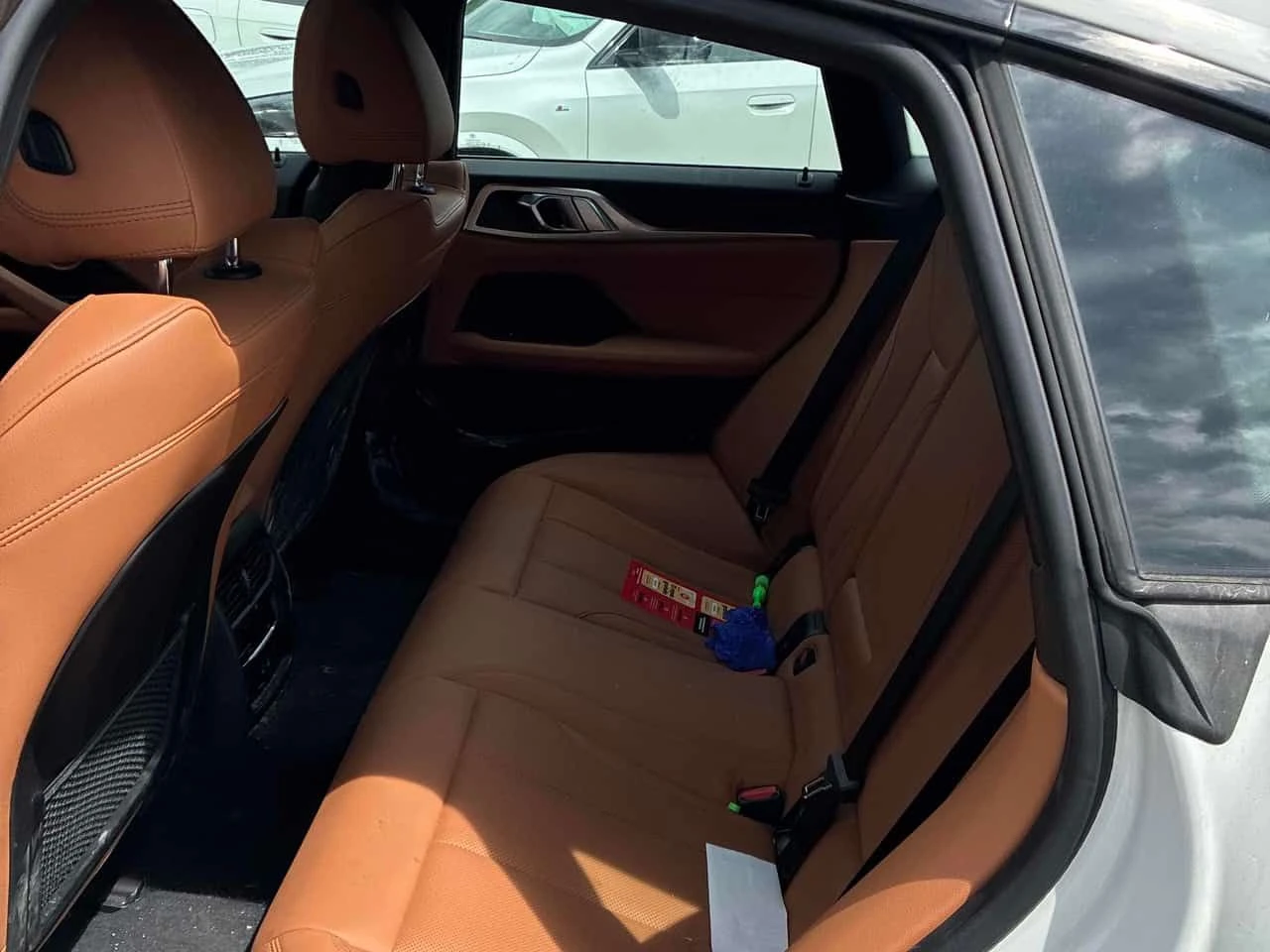 BMW i4 eDrive35 | CARFAX | БЕЗ ПЪРВОНАЧАЛНА ВНОСКА, снимка 14 - Автомобили и джипове - 55054194