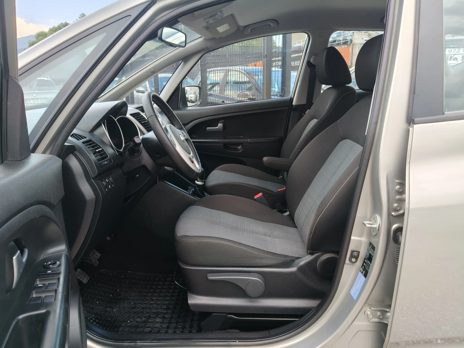 Kia Venga 1.4CRDI, снимка 7 - Автомобили и джипове - 55125035