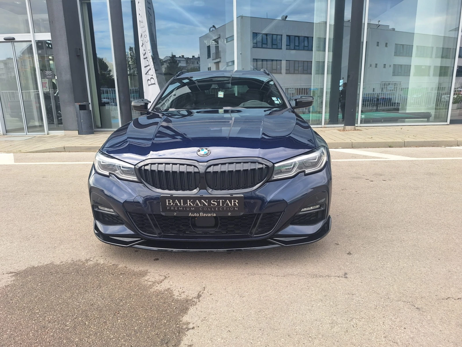 BMW 330 e Touring, снимка 5 - Автомобили и джипове - 55128093