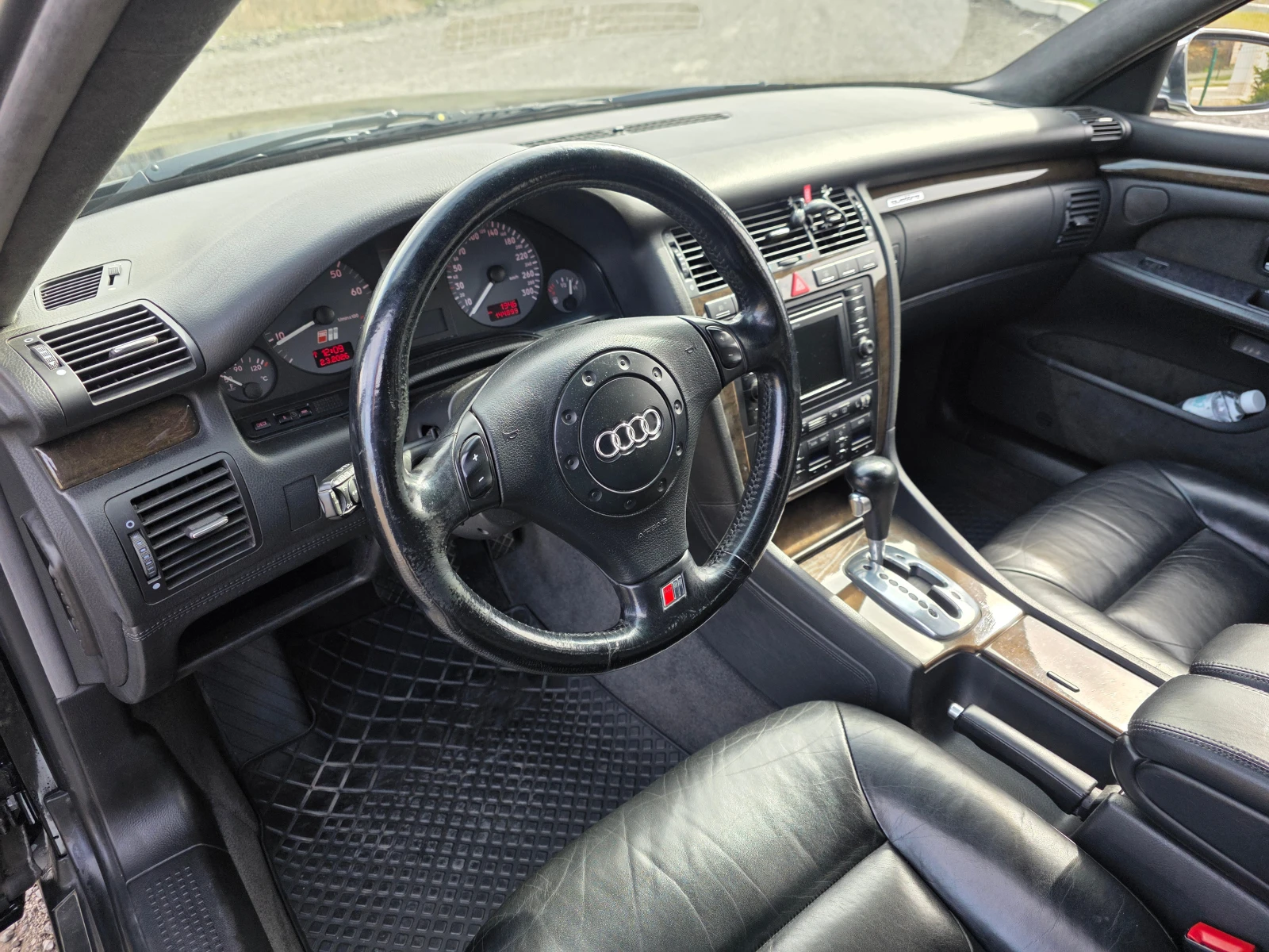 Audi S8 145000km! УНИКАТ, снимка 11 - Автомобили и джипове - 55641062
