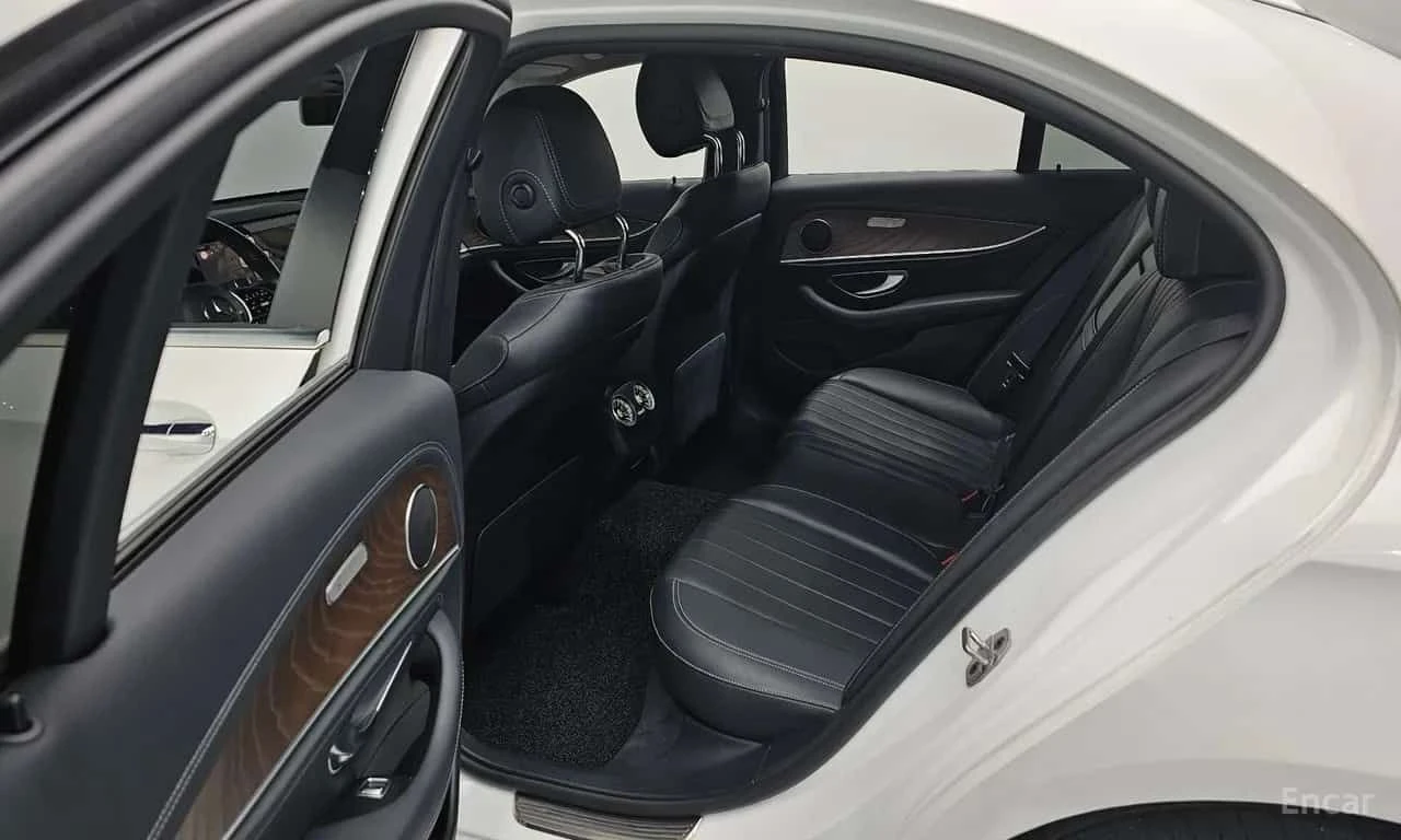 Mercedes-Benz E 220 * E220d 4MATIC Exclusive * ���� �� �� | Mobile.bg � ����������� 12