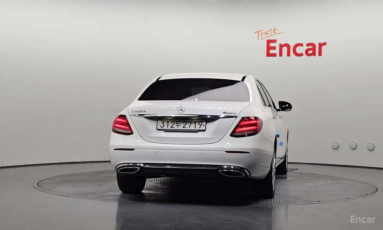 Mercedes-Benz E 220 * E220d 4MATIC Exclusive * ���� �� �� | Mobile.bg � ����������� 4