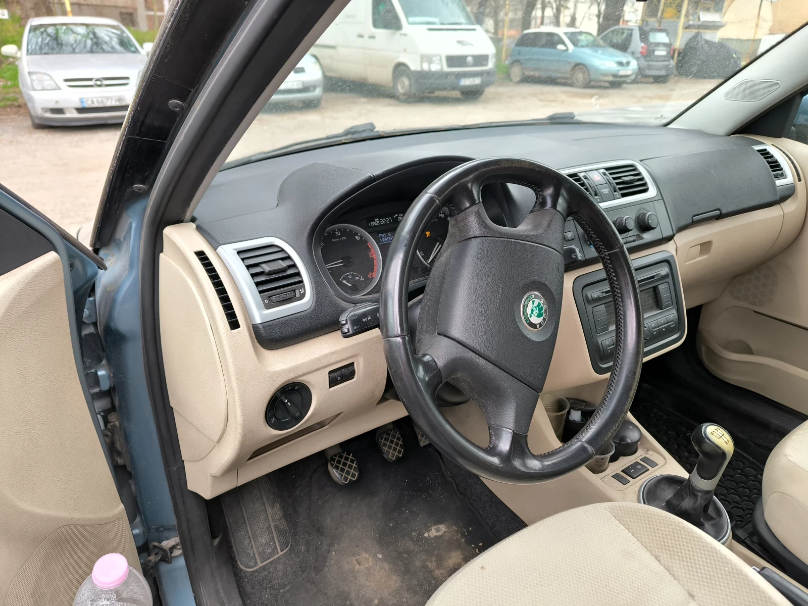Skoda Fabia, снимка 6 - Автомобили и джипове - 55717550