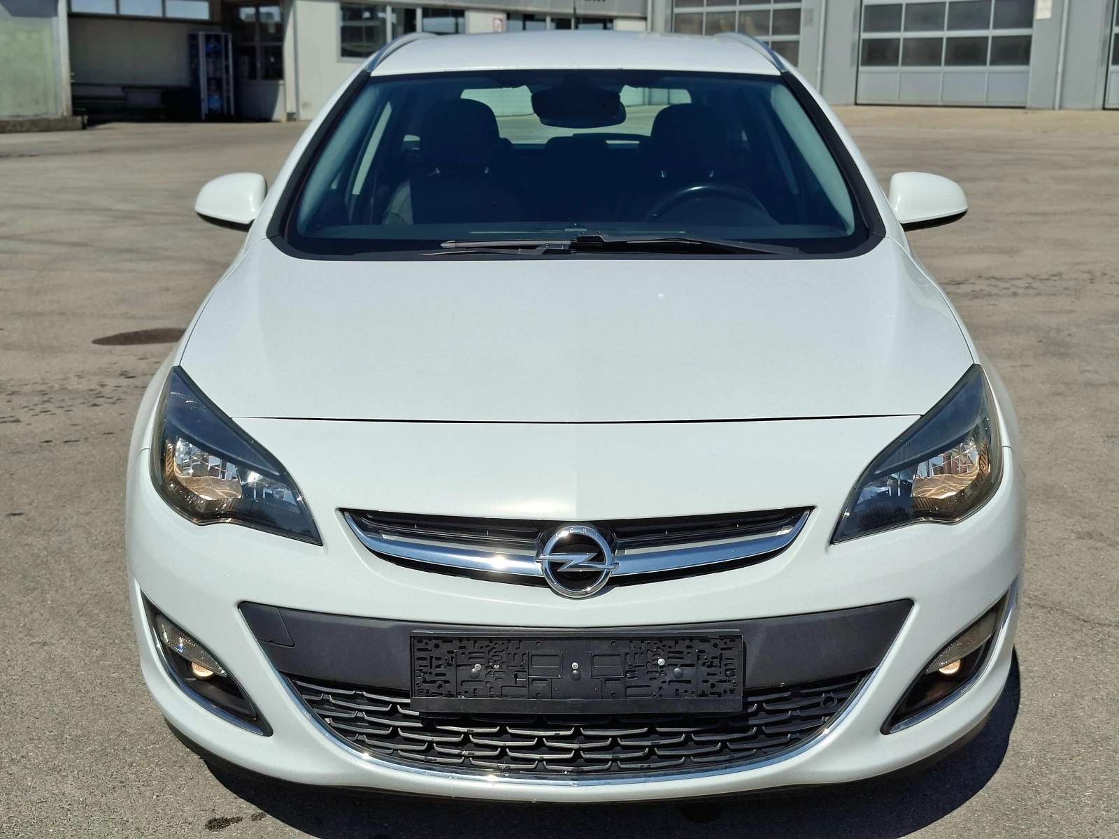 Opel Astra 1.4i 6ск. + ГАЗ * COSMO EDITION * , снимка 2 - Автомобили и джипове - 55899222