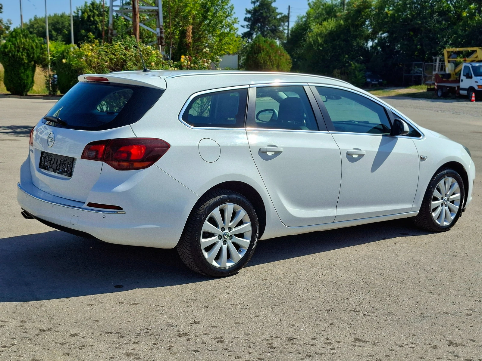 Opel Astra 1.4i 6ск. + ГАЗ * COSMO EDITION * , снимка 4 - Автомобили и джипове - 55899222