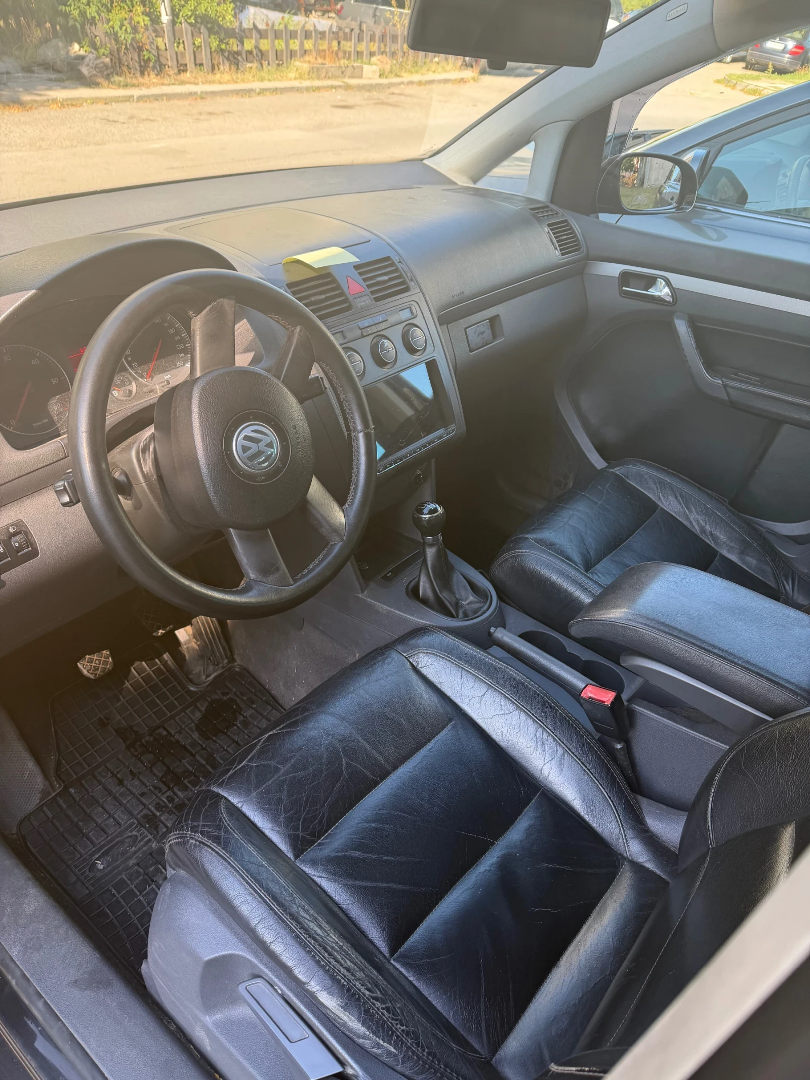 VW Touran, снимка 3 - Автомобили и джипове - 56066595