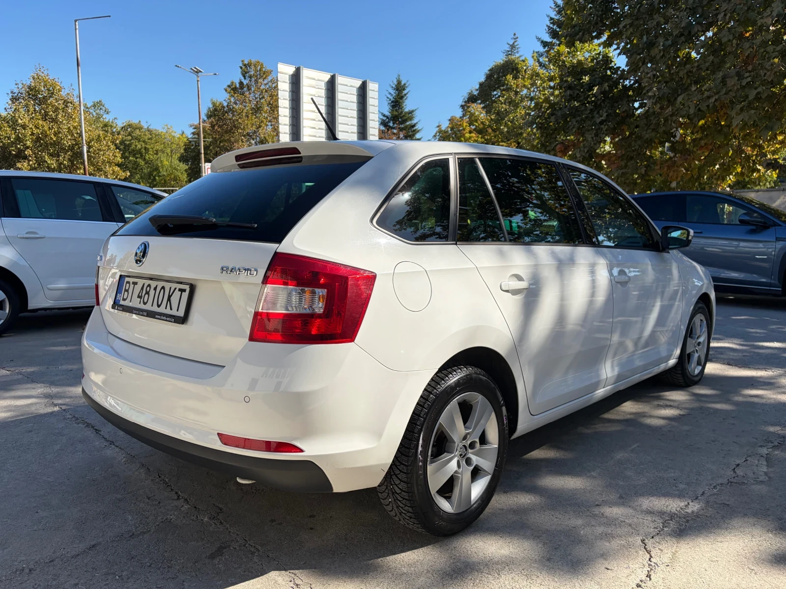 Skoda Rapid, снимка 4 - Автомобили и джипове - 56409619