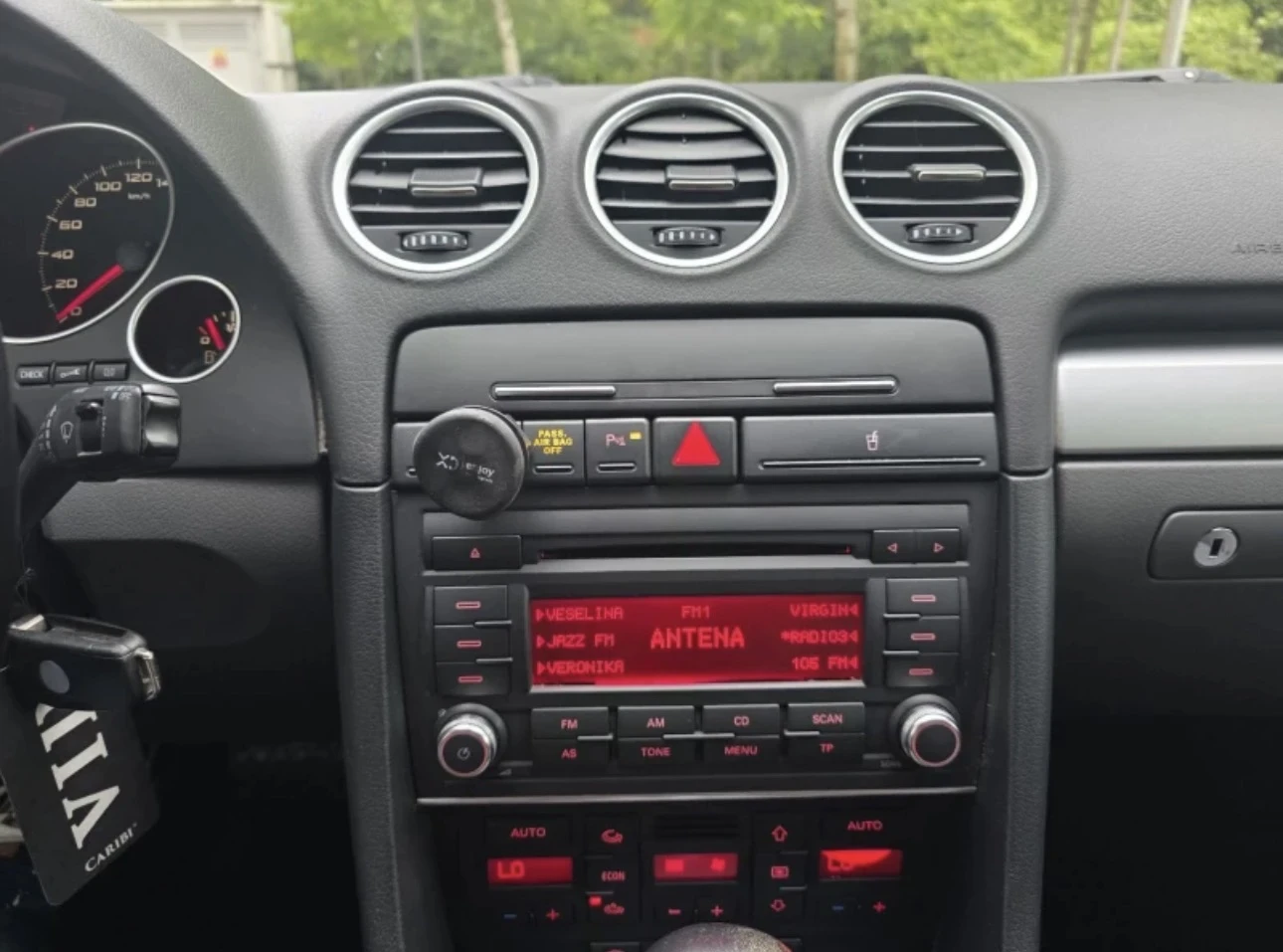 Seat Exeo 2.0 D / АВТОМАТИК, снимка 14 - Автомобили и джипове - 56732002