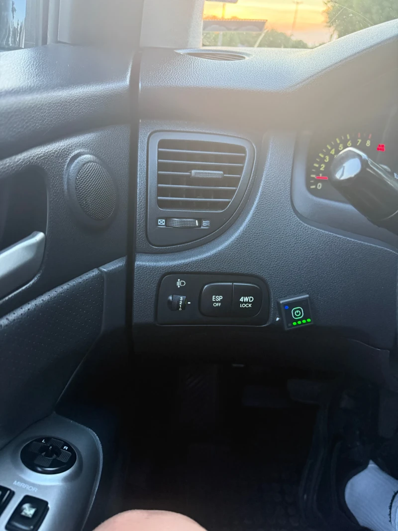 Kia Sportage 2.7 V6, снимка 15 - Автомобили и джипове - 52278910