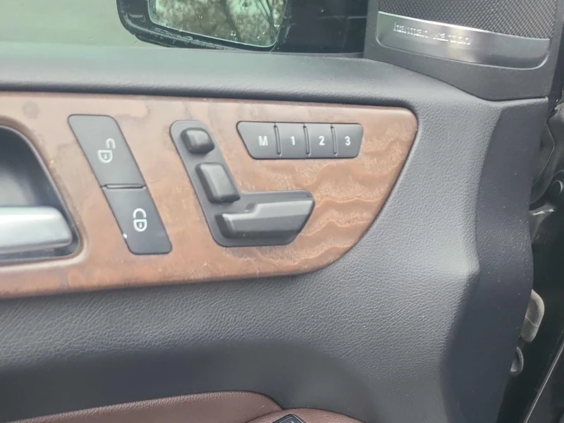 Mercedes-Benz ML 350 d* AMG-pack* 20&#34;* Въздух* Обдух* Harman* 360* , снимка 11 - Автомобили и джипове - 52439772