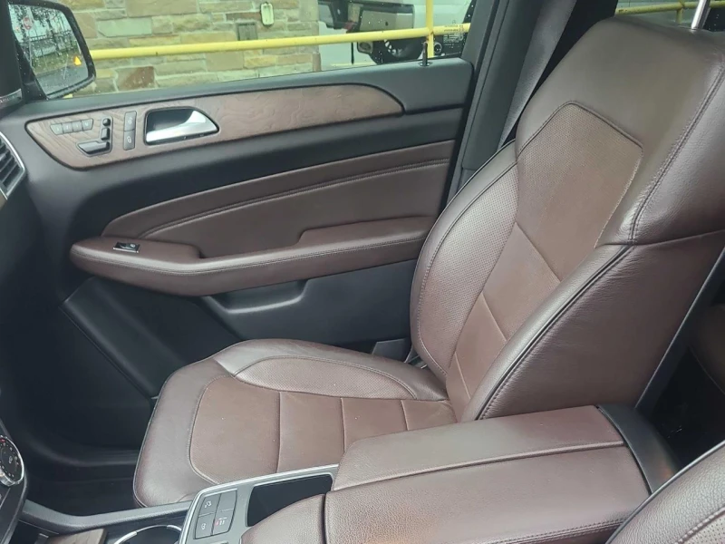 Mercedes-Benz ML 350 d* AMG-pack* 20&#34;* Въздух* Обдух* Harman* 360* , снимка 13 - Автомобили и джипове - 52439772