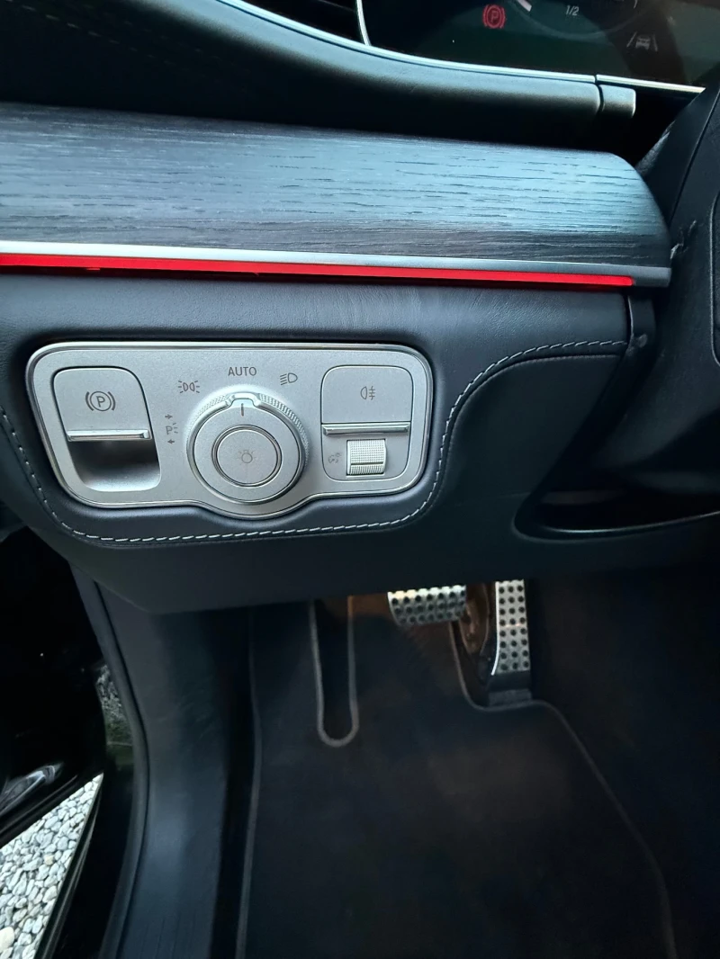 Mercedes-Benz GLS 400 AMG/6+ 1/Burmester/Обдухване/Панорама/Head-Up/, снимка 8 - Автомобили и джипове - 52680469