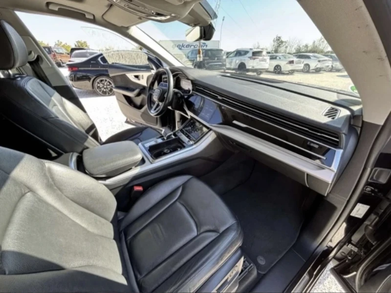Audi Q8 50TDI/ПОДГРЕВ/ПАНОРАМА, снимка 8 - Автомобили и джипове - 52791474