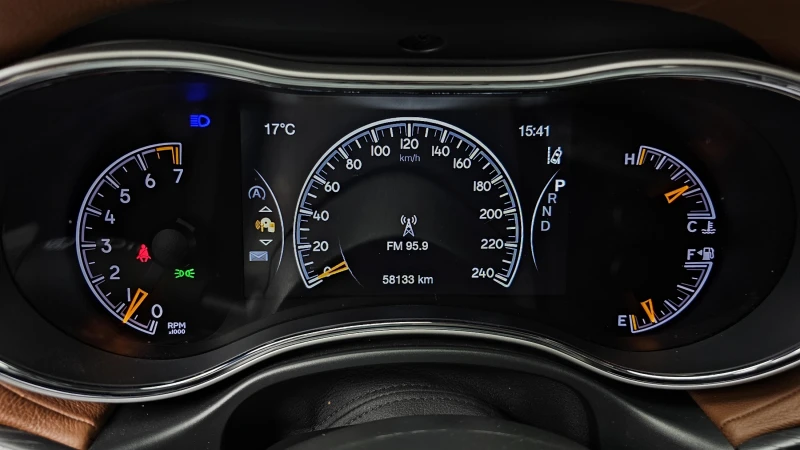 Jeep Cherokee 3.6 SUMMIT WK2 autogeorge.com, снимка 8 - Автомобили и джипове - 52801681