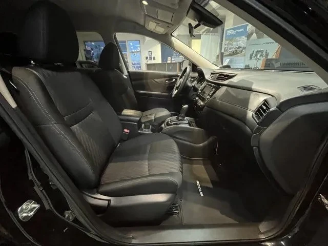 Nissan Rogue 2.5-4x4, снимка 10 - Автомобили и джипове - 48673957