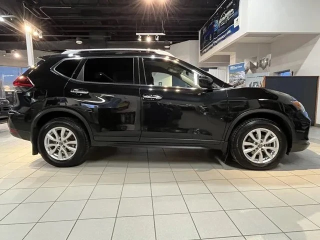 Nissan Rogue 2.5-4x4, снимка 2 - Автомобили и джипове - 48673957