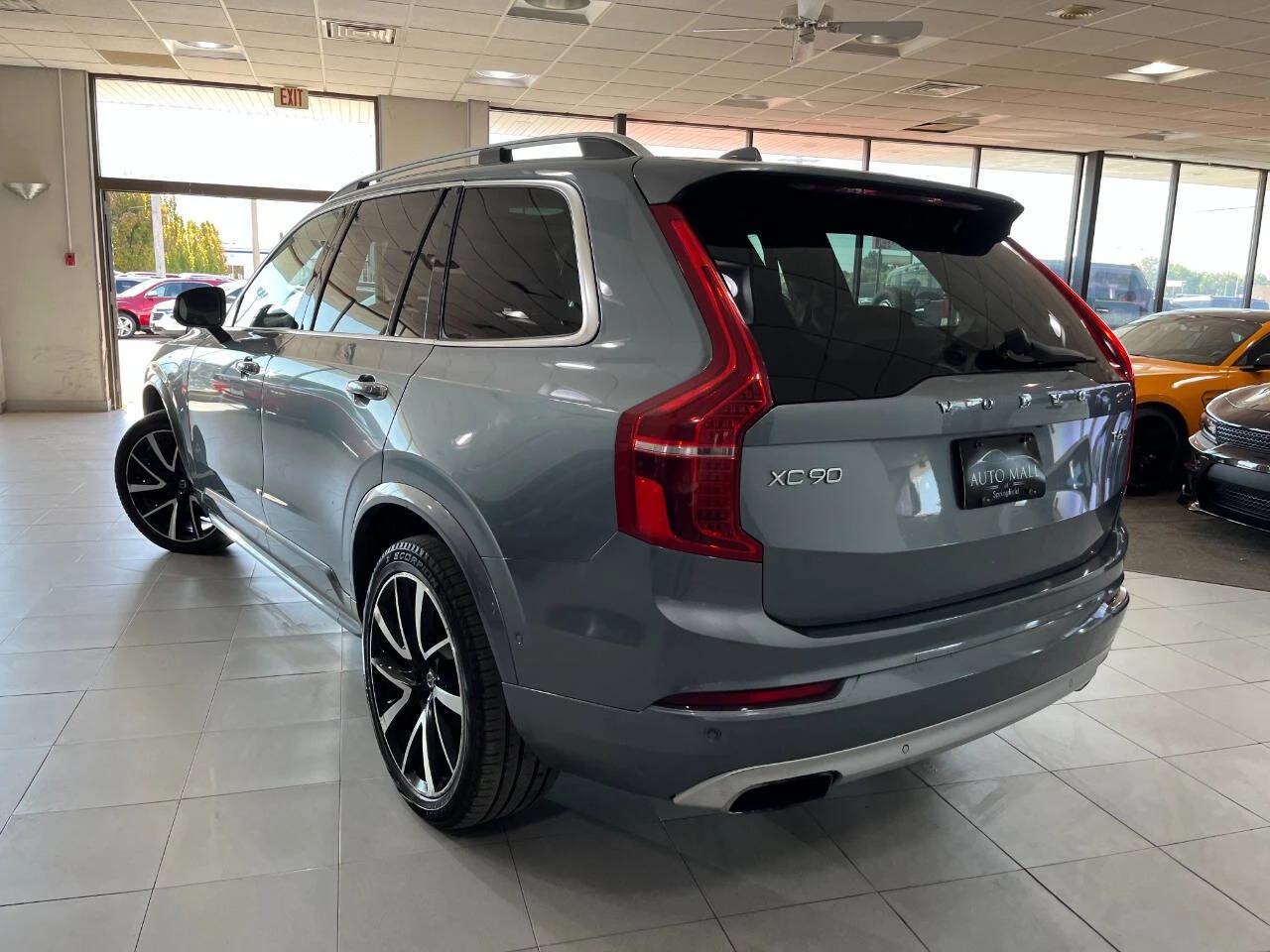 Volvo Xc90 T6 Momentum - изображение 6