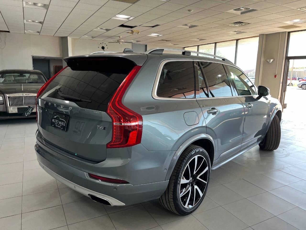 Volvo Xc90 T6 Momentum - изображение 4