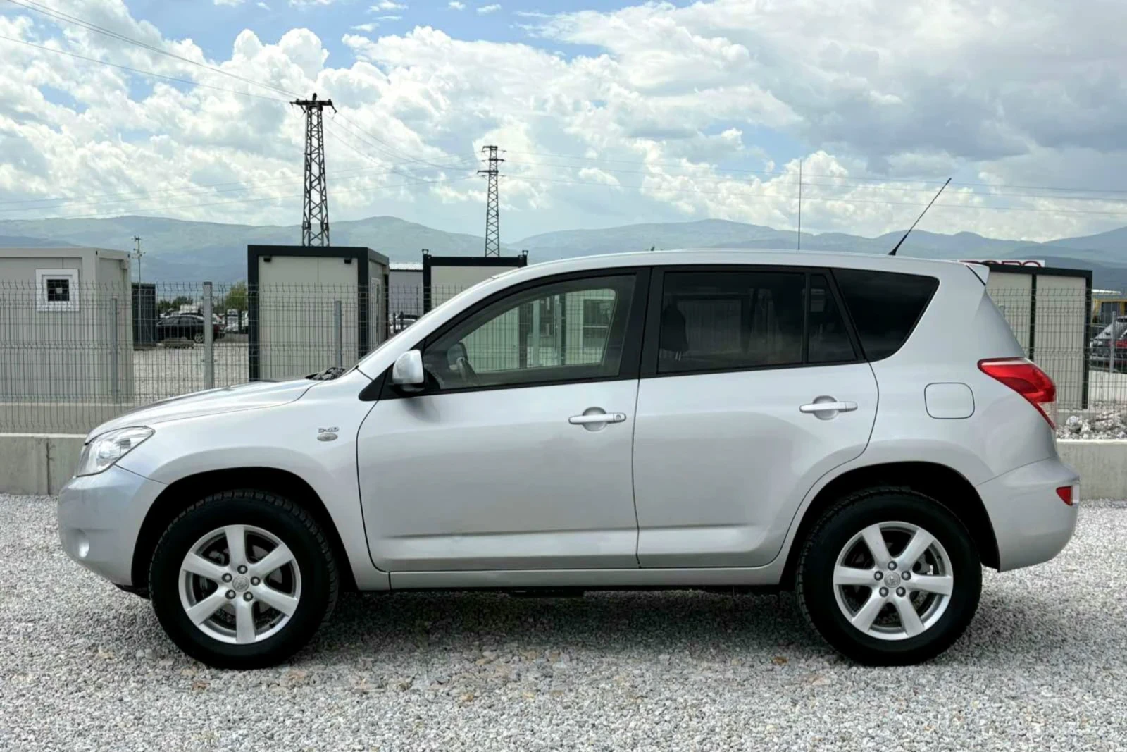 Toyota Rav4 D-4D - изображение 7