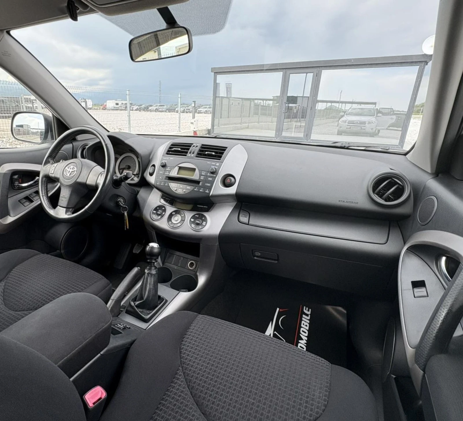 Toyota Rav4 D-4D - изображение 10