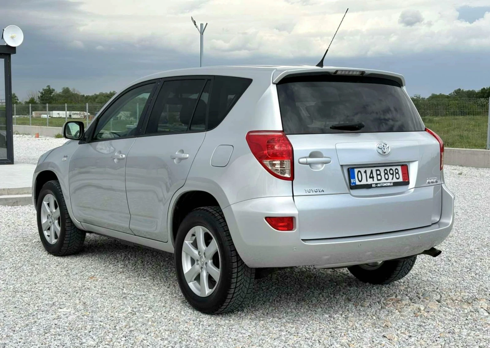 Toyota Rav4 D-4D - изображение 4